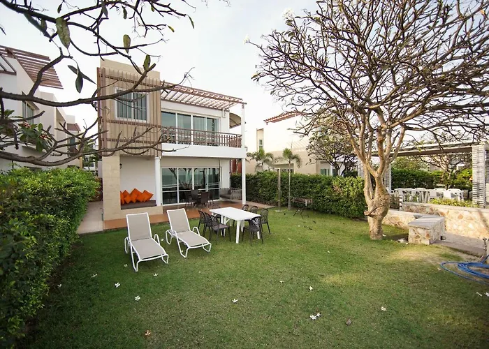 Simantra Private Villas Cha-Am